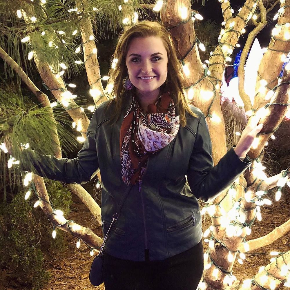 Meet your Posher, Corina